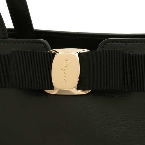 サルヴァトーレフェラガモ ハンドバッグ ショルダーバッグ ヴァラ ブラック レディース Salvatore Ferragamo 21I290 詳細画像