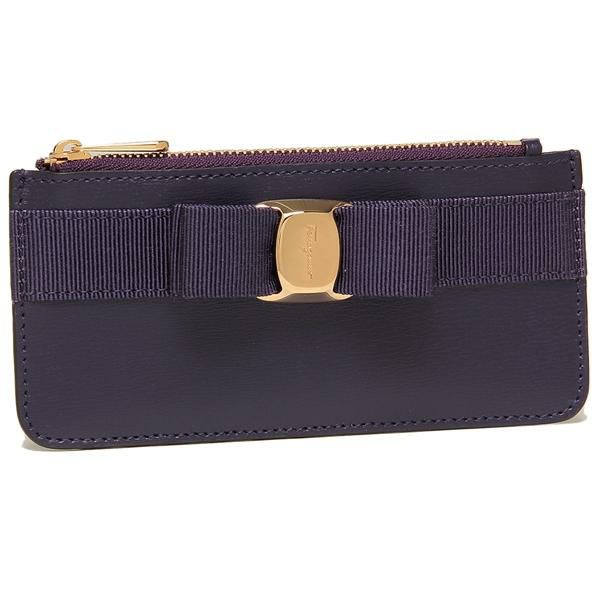 【美品】サルヴァトーレフェラガモ ガーメントケース ナイロン 総柄 大容量 黒 Salvatore Ferragamo - Salvatore Ferragamo フェラガモ HE22