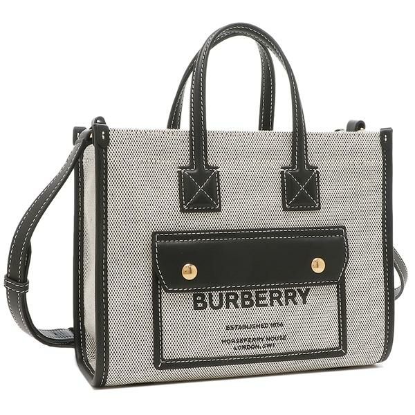 秋の装いにロゴとチェックでアクセントを♪『BURBERRY