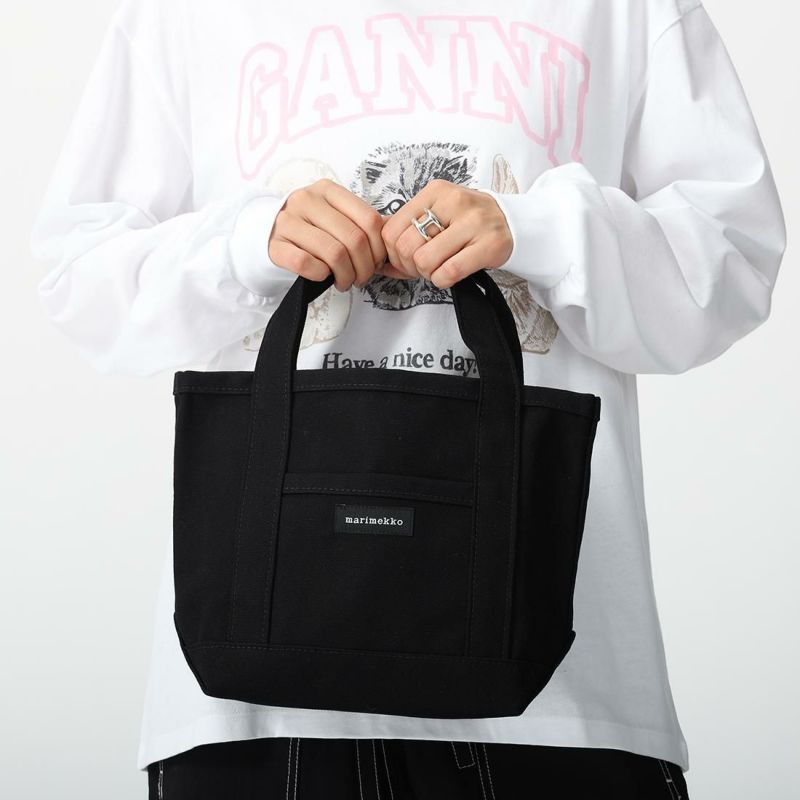 マリメッコ ハンドバッグ レイドミニペルスカッシィ ミニバッグ ブラック レディース MARIMEKKO 044400 001 詳細画像