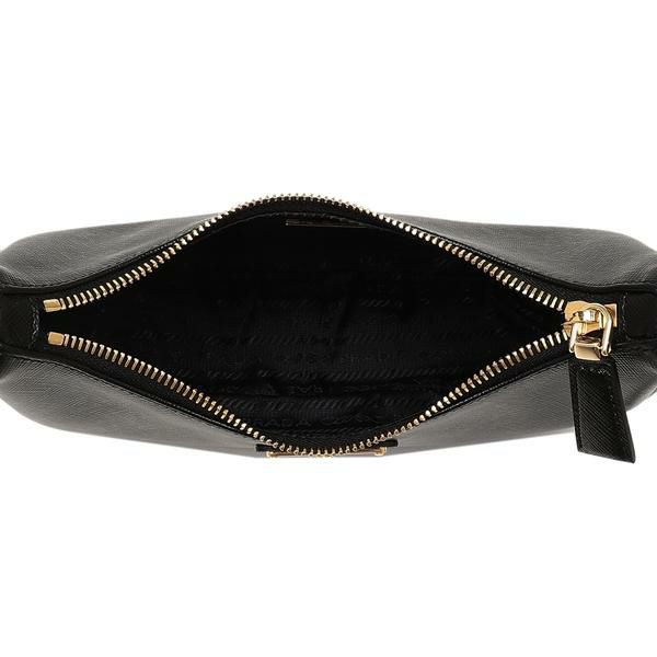 プラダ ショルダーバッグ サフィアーノ トライアングルロゴ ブラック レディース PRADA 1BC204 NZV JOM F0632 詳細画像