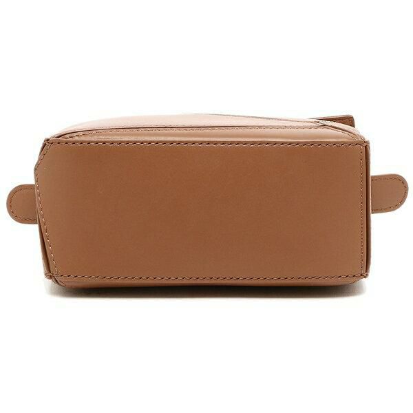 LOEWE ロエベ　ボストンバッグ レザー ベージュ ショルダー　ハンド　大きめ LOEWE ロエベ アナグラム ボストンバッグ ベージュ レディース ブランド