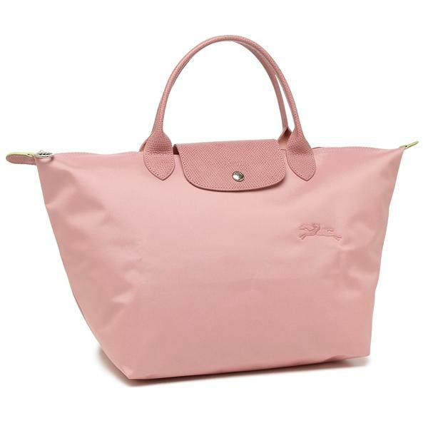 フェミニン派の『LONGCHAMP（ロンシャン）』はピンクベージュで決まり