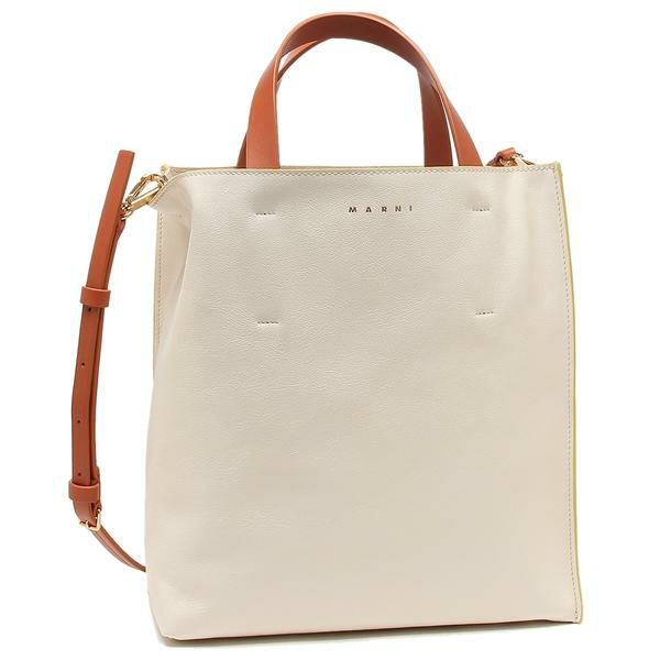 MARNI（マルニ）のトートバッグが入荷しました カラー切り替えでメリハリを効かせた、ブランドらしいデザイン。ベーシックなスクエアフォルムを採用し、広めのマチ幅や内ポケットで優れた収納力を実現しました