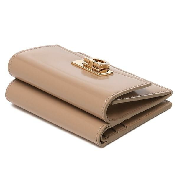 フェラガモ☆直輸入☆ベージュ レザー 二つ折り財布