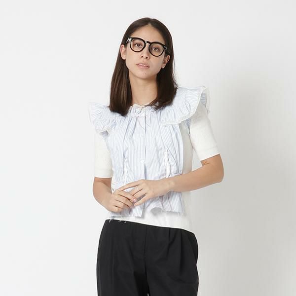 Maison Margiela（メゾンマルジェラ）のシャツが入荷しました レースやストライプの生地を組み合わせた斬新なデザインが目を引くシャツ。配色の糸を使い、アクセントを効かせた個性が光る1枚です。