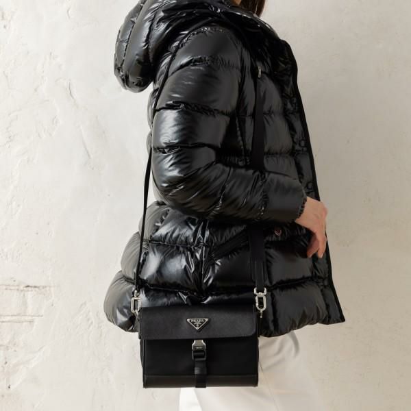プラダ ショルダーバッグ リナイロン トライアングルロゴ ブラック メンズ レディース ユニセックス PRADA 2VD053 2DMH F0002 プラダ ショルダーバッグ リナイロン トライアングルロゴ ブラック メンズ レディース ユニセックス PRADA 2VD053 2DMH F0002