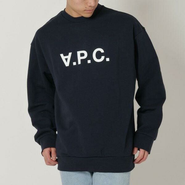 APC（アーペーセー）のスウェットが入荷しました メリハリの効いたモノトーンカラーでスタイリッシュに仕上げたスウェット。程よい厚みの裏毛素材で、ロングシーズン着用いただけます。スッキリとしたクルーネッ