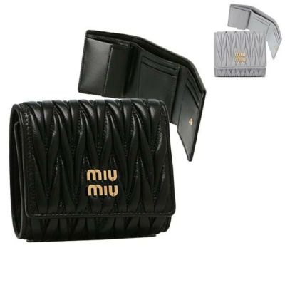 ミュウミュウ 三つ折り財布 マテラッセレザー ミニ財布 レディース MIU