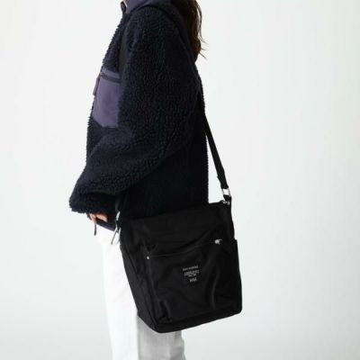 イルビゾンテ ポーチ ブラック メンズ レディース IL BISONTE SCA068