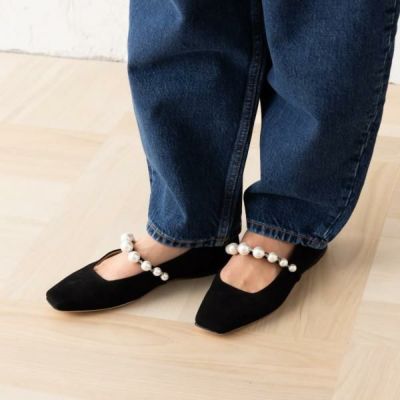 ALAIA ブラック フラットシューズ　プラダ　ジミーチュウ ALAIA ブラック フラットシューズプラダジミーチュウ