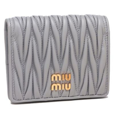 【関税・送料無料】Miu Miu ロープハンドルウォレット 関税・送料無料】Miu Miu ロープハンドルウォレット (MiuMiu
