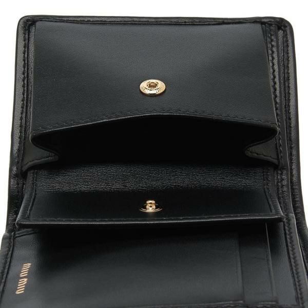 MIU MIU 三つ折り財布 ブラック ミュウミュウ 三つ折り財布 マテラッセ ミニ財布 ブラック レディース