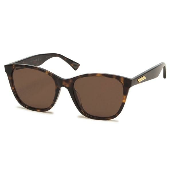 BOTTEGA VENETA（ボッテガヴェネタ）のサングラスが入荷しました べっ甲模様をクリアな風合いで仕上げ、シックな雰囲気を演出。テンプルにメタルパーツを添えることで、高級感も上乗せしました。紫外