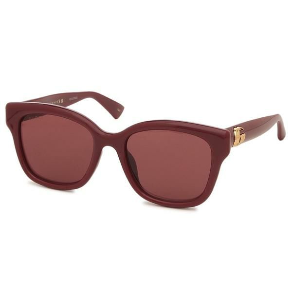 GUCCI（グッチ）のサングラスが入荷しました 女性らしい華やかなカラーリングが目を引く一品。ウェリントン型のフレームが優しい印象を与えます。テンプルに施されたメタルロゴが横顔を一層美しく引き立てます