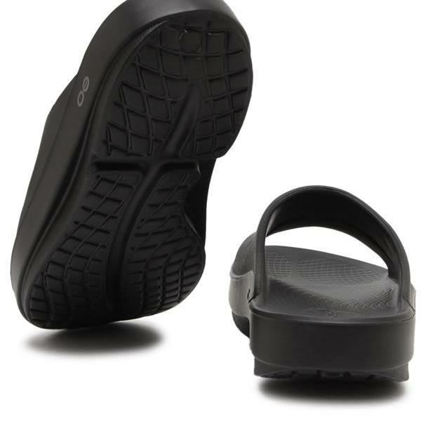 ウーフォス サンダル ミュール ウーアースライド リカバリーサンダル