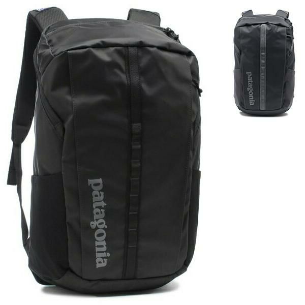 PATAGONIA（パタゴニア）のリュックが入荷しました 無駄のないスクエアフォルムでスマートな印象の一品。フロントにはロゴをあしらい、ブランドアピールも抜かりなく仕上げました。クッション性があるショ