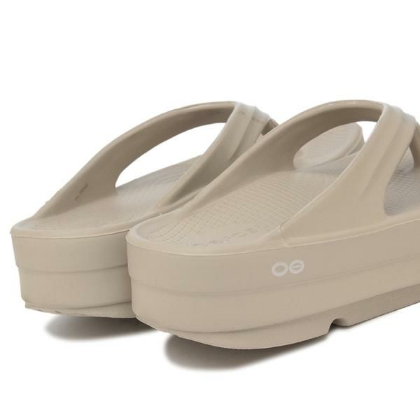 OOFOS OOmega ウーフォス ウーメガ サンダル ベージュ 24センチ oofos-20004400502_1.jpg