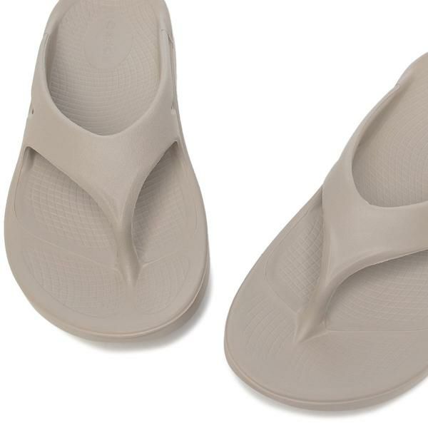 美品 OOFOS ウーフォス リカバリーサンダル 40 ベージュ 楽天市場】ウーフォス（カラーベージュ）（サンダル｜レディース