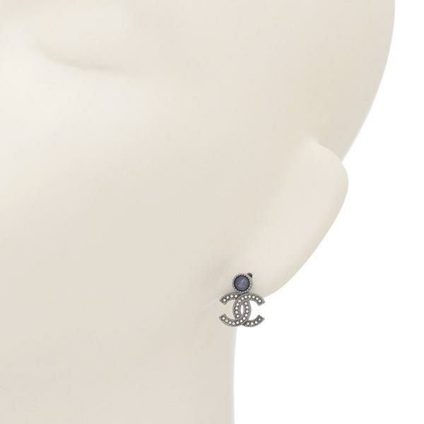 CCマーク ピアス ホワイト＆ブラック CHANEL】シャネル ヴィンテージ ロゴ ピアス CCマーク (CHANEL